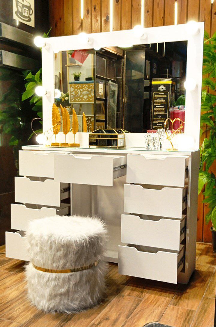 تسريحه الهوانم المضيئة