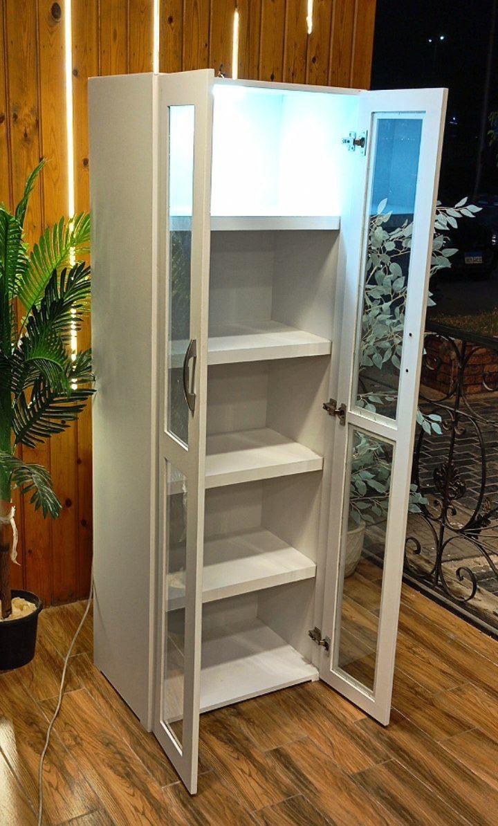 النيش المضئ