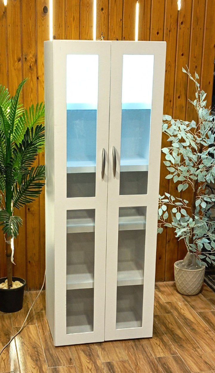 النيش المضئ