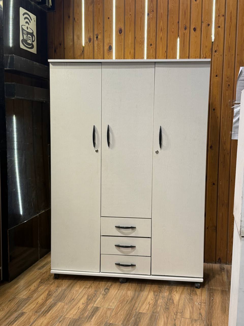 دولاب الوحش