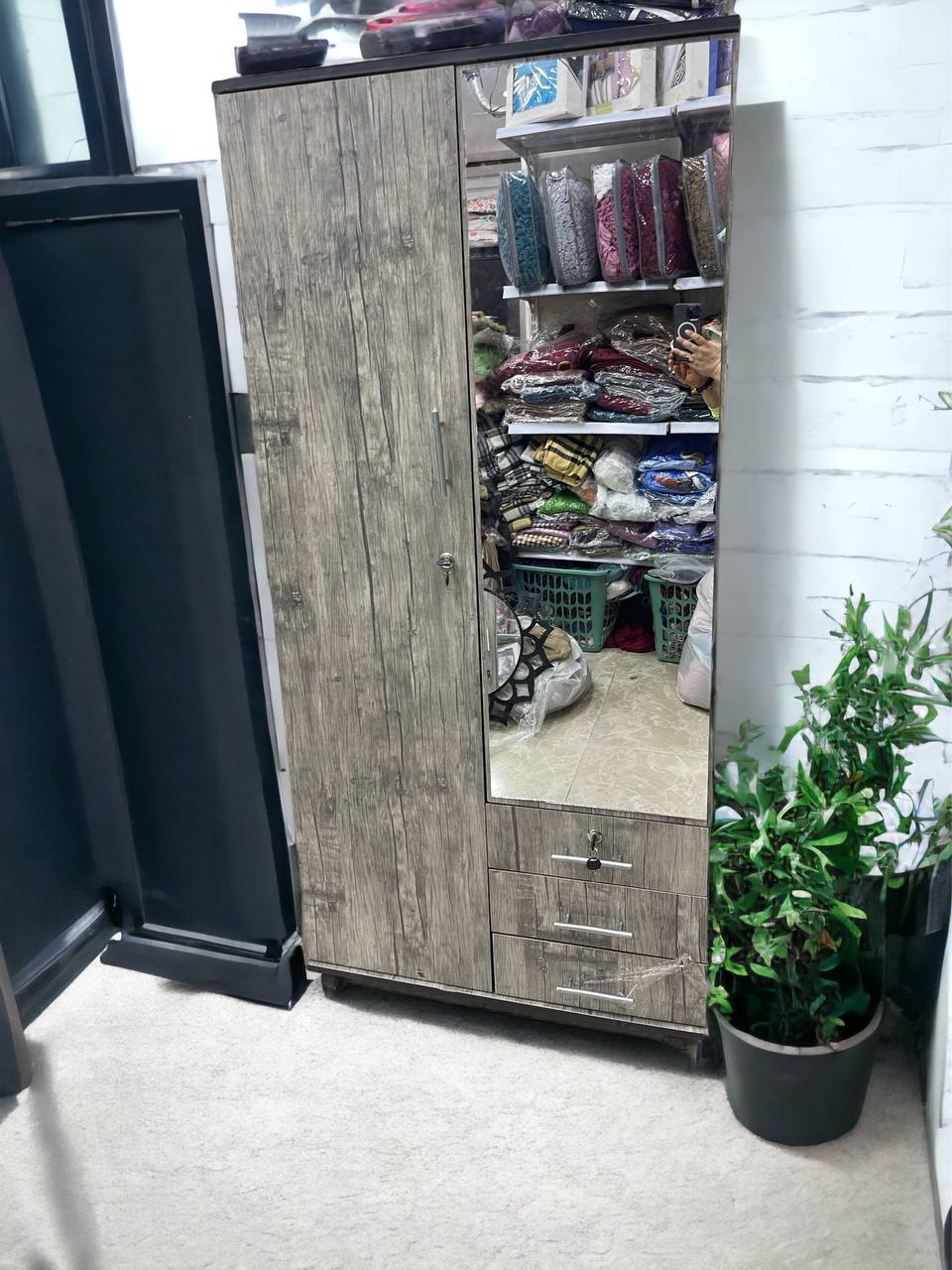 دولاب 2 درفه بالمرايا