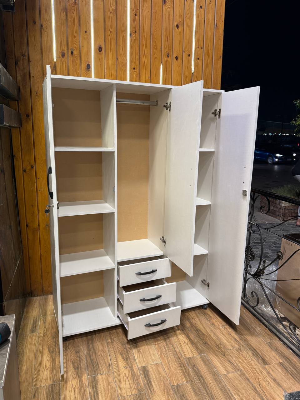 دولاب الوحش