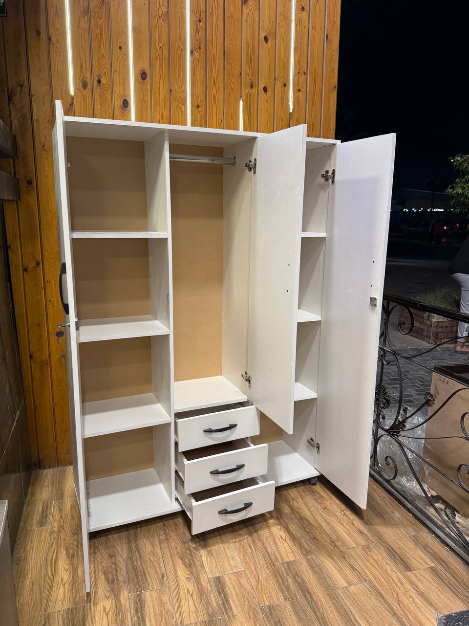 دولاب الوحش